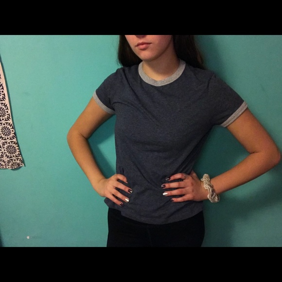 Basic tee - Picture 2 of 3